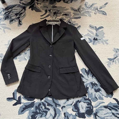 Hunter jumper equestrian animo - hunter,