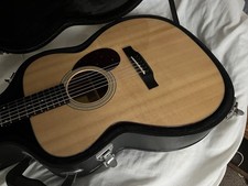 Eastman E6 -OM Acoustic Guitar