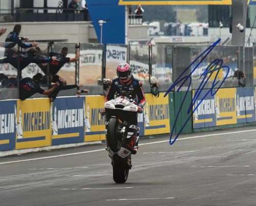 Izan guevara hand signed 10x8 - izan,