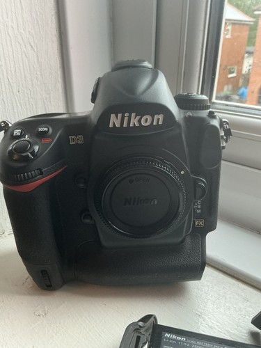Nikon great condition low - d3,