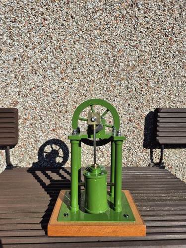 Well made oscillating steam - a,