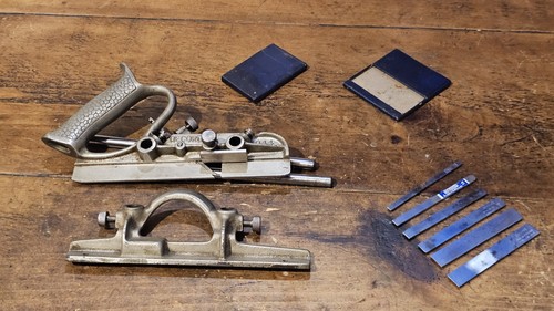 Record 044 plough plane - 044,
