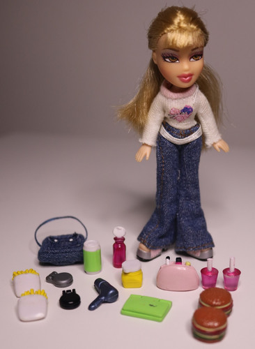 Lil bratz doll bus - bratz,