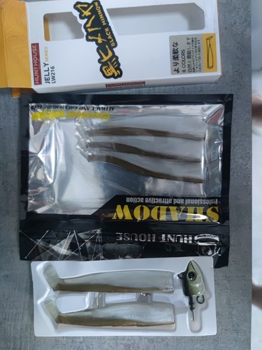 Black minnow khaki 25g lures - khaki,