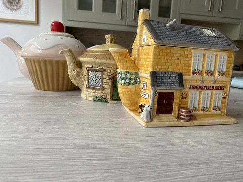 Vintage tea pots - vintage,