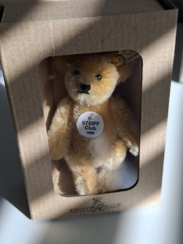 Steiff club golden - golden, from