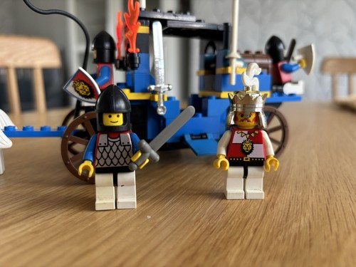 Lego 6044 kings carriage - lego,