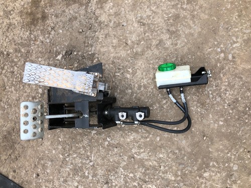 Jcb ton wheeled dumper - 1,
