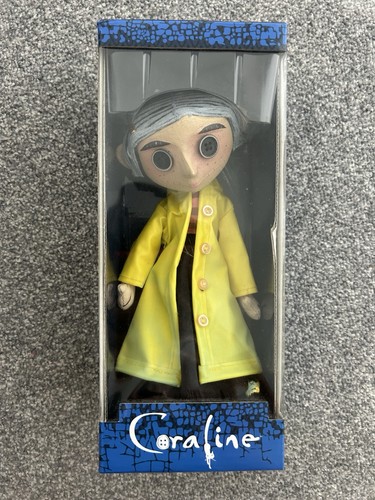 Neca coraline prop replica - -,