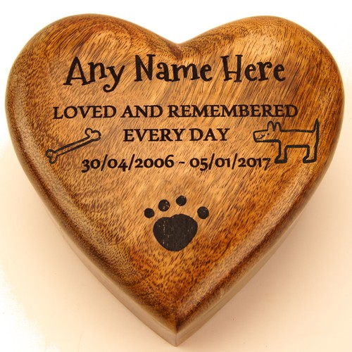 Heart shaped wooden pet - heart‑shaped,