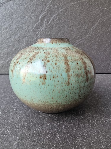 Poole pottery atlantis bud - poole,