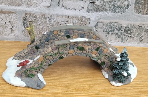 Lemax olde stone bridge - stone,