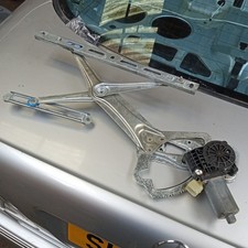 MERCEDES BENZ W208 CLK WINDOW