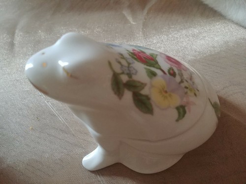 Vintage wildtudor bone - vintage,