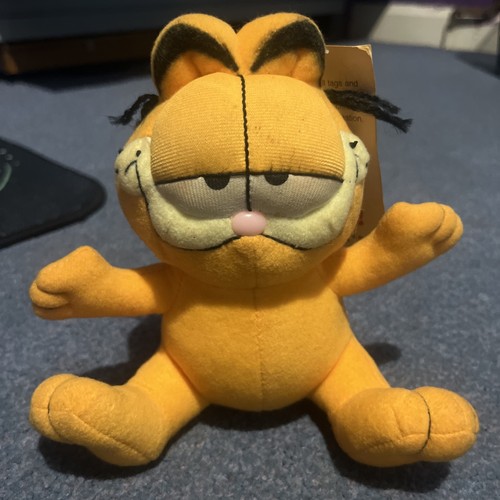 Vintage garfield plush toy - garfield,