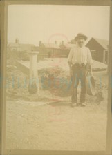 1890s Doddington Rectory Gardener  3.5x2.5" Orig Photo