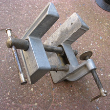 Stanley No. 702 Corner Clamp