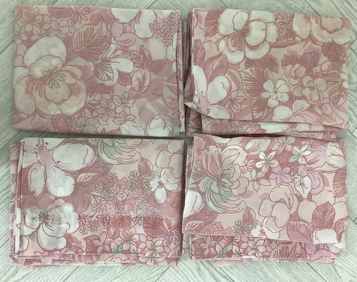 Four vintage retro pink floral - retro,