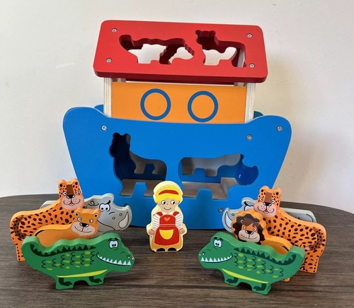 Noah ark wooden shape - wooden, sorter