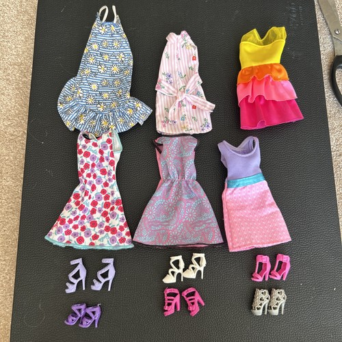 Barbie fashionista dolls - 6,