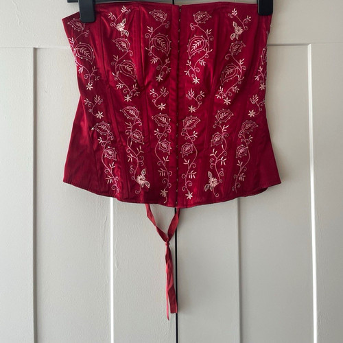 Red corset top with - , white