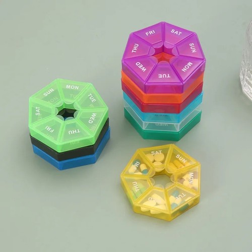 Day pill round box one - round, week