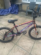 Look New Few Scraths Needs A