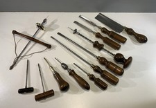 COLLECTION OF 12 VINTAGE CARPENTERS WOODWORKING TOOLS