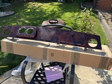 Classic Mini Dashboard  Burr 2 +0 Dashboard  And radio  Ap LHD  Ex Display