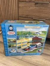 Rare Tomy Thomas The Tank Calling All Engines Airport Road Rail Train Track Set