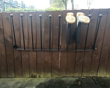 HANDMADE IN UK 5 PAIR WROUGHT IRON WALL MOUNTED WELLY WELLINGTON BOOT RACK STAND