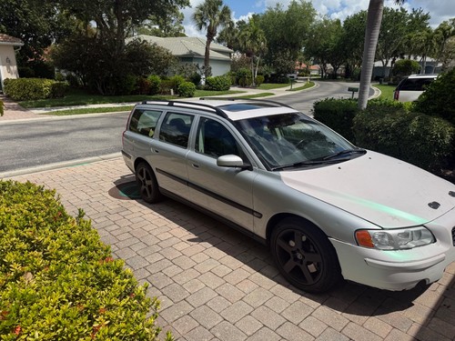 2004 volvo v70 - 2004,