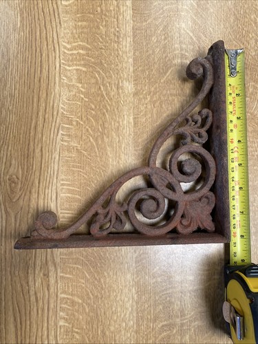 Vintage ornate bracket - vintage,