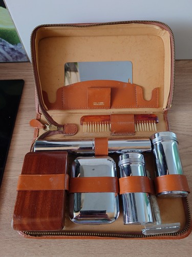 Vintage mens leather grooming - leather,