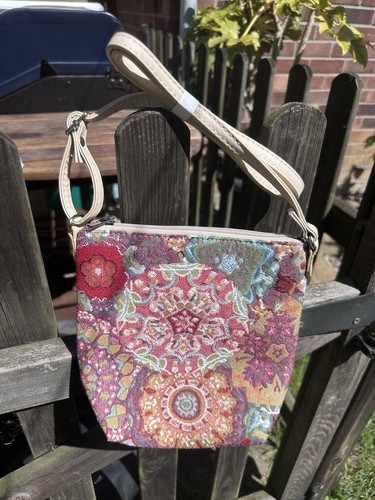 Brand new signare - new, tapestry