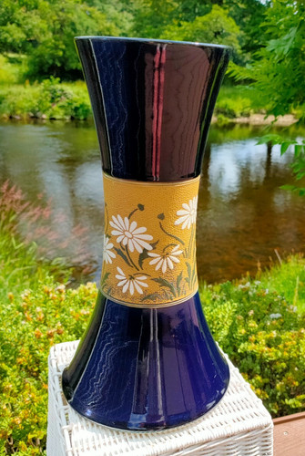 Antique lovatts langley daisy - langley,