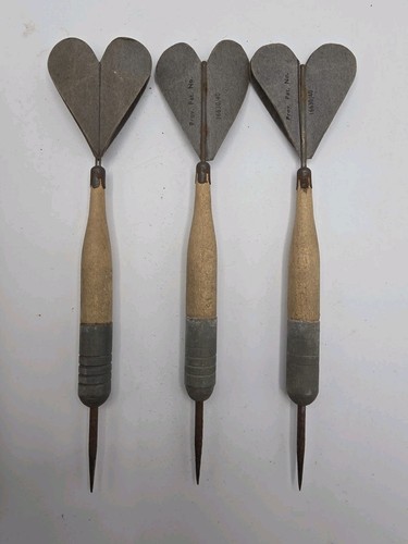 Vintage dorwin darts set - dorwin, with
