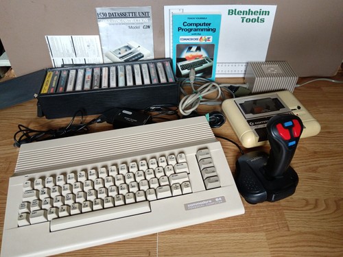 Commodore c64c bundle - c64c, hdmi