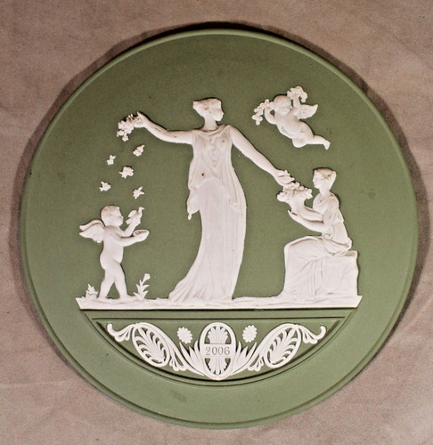 Large round wedgwood sage - large,