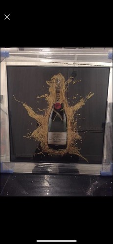 Moët chandon liquid - moët, art