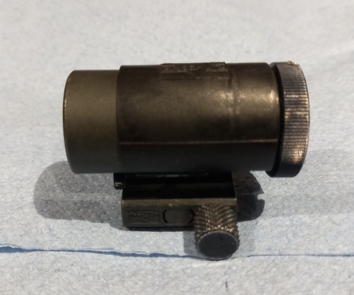 Anschutz front sight tunnel