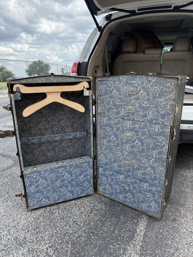Antique 1900s steamer trunk - antique,