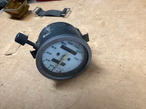 Suzuki rg400 speedo rg500 - suzuki,