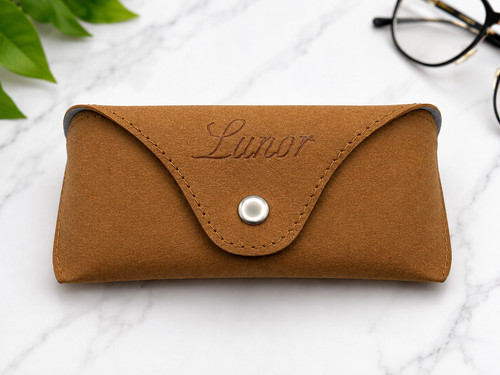 Lunor case for clip - case,