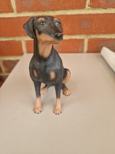 Doberman pinscher figurine - doberman,