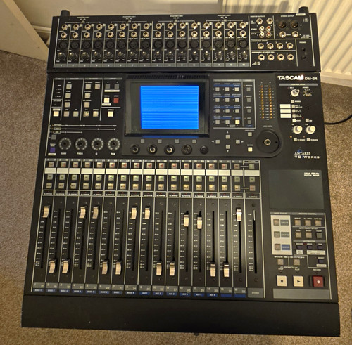 Tascam 32 channel - dm-24, 32-channel