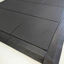 Interlocking Rubber Gym Mat Floor Tiles 90cm x 90cm x 14mm & Edge Strips