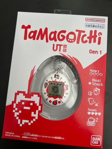 Uniqlo original tamagotchi - ut,