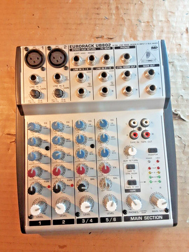 Behringer eurorack ub802 - eurorack, low