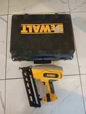 DeWalt DC610 nailer nail gun with case no battery